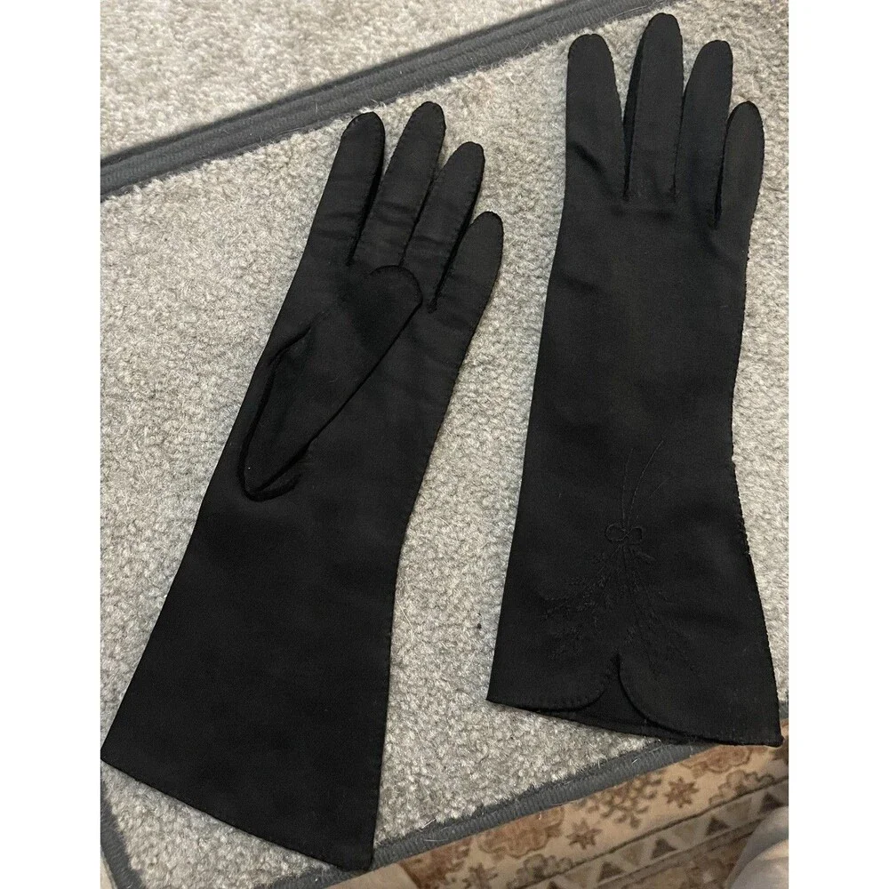 Vintage Fownes Doette Deluxe Long Black Gloves Floral Embroidery Hand Sewn Sz 7